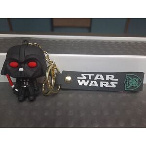 NIB Star Wars Darth Vader Keychain Figure Backpack‎ Clip Wristlet